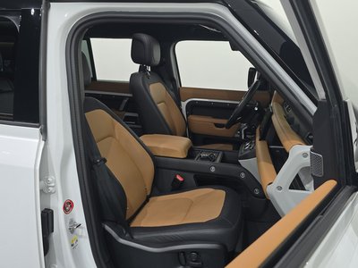 2024 LAND Rover DEFENDER thumbnail 16