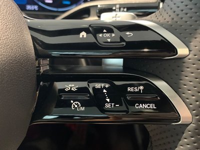 2025 Mercedes-BENZ E-CLASS 缩略图 41