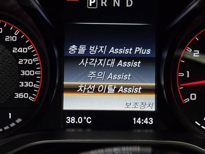 2016 Mercedes-BENZ GT AMG 缩略图 18