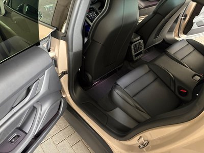 صورة مصغرة 17 لـ 2024 Porsche TAYCAN