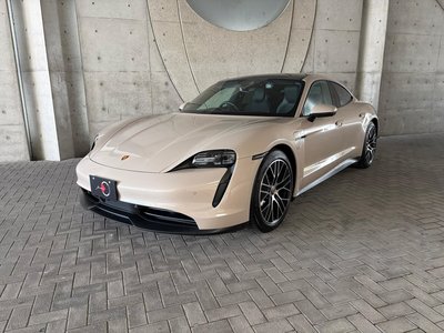 صورة مصغرة 21 لـ 2024 Porsche TAYCAN