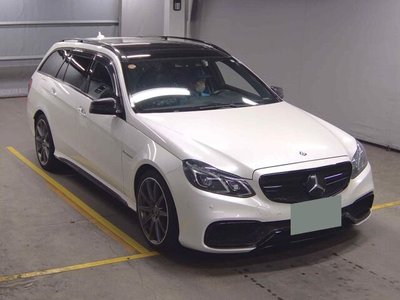 MERCEDES-BENZ E-CLASS AMG - 1