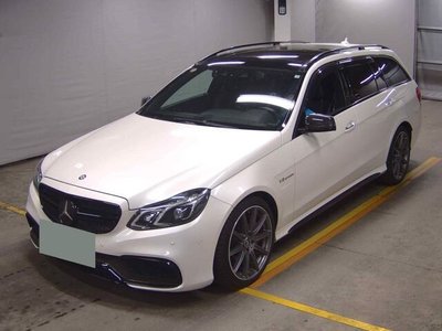 MERCEDES-BENZ E-CLASS AMG - 4