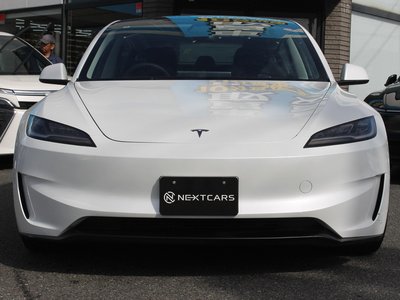 صورة 9 لـ 2024 Tesla MODEL 3