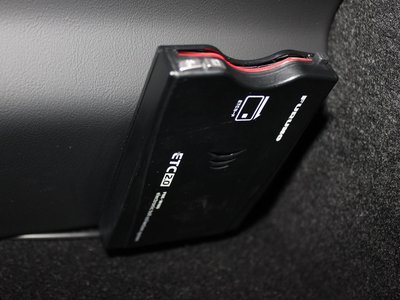 2024 Tesla MODEL 3 — миниатюра 35