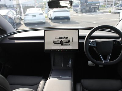 صورة 4 لـ 2024 Tesla MODEL 3