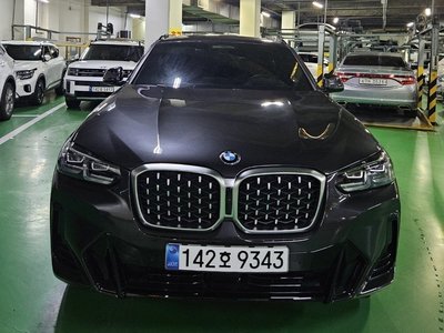 2025 BMW X4 照片 1
