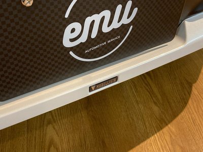 TOYOTA LAND CRUISER 300 - 8