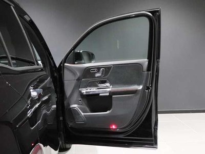 2025 Mercedes-BENZ GLB — миниатюра 16