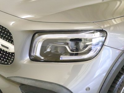 MERCEDES-BENZ GLB - 8
