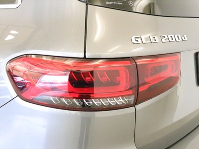 MERCEDES-BENZ GLB - 9