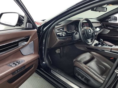 BMW 7 SERIES - 10
