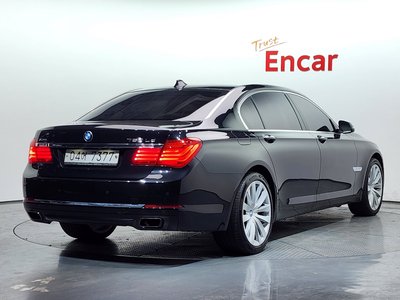 BMW 7 SERIES - 3