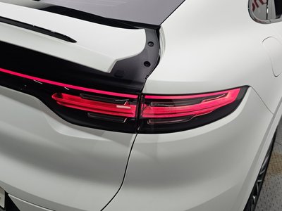 PORSCHE CAYENNE - 10
