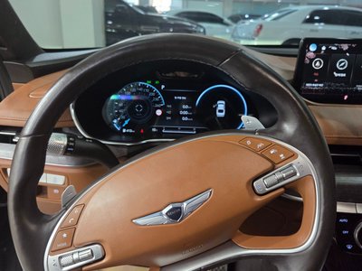 GENESIS G80 (RG3) - 10