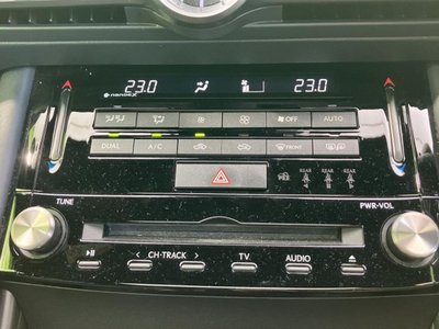 2024 Lexus IS — миниатюра 28
