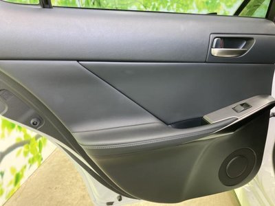 2024 Lexus IS — миниатюра 21