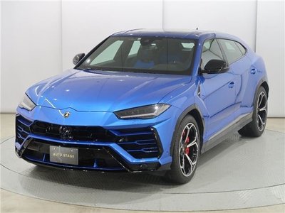 LAMBORGHINI URUS - 10