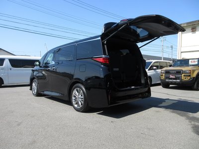 صورة 6 لـ 2026 Toyota ALPHARD