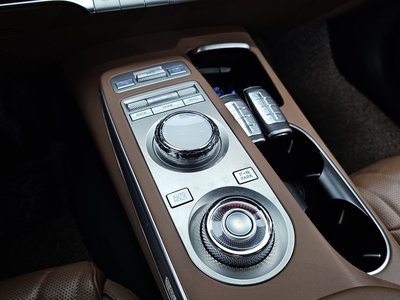 صورة مصغرة 12 لـ 2021 Genesis GV70