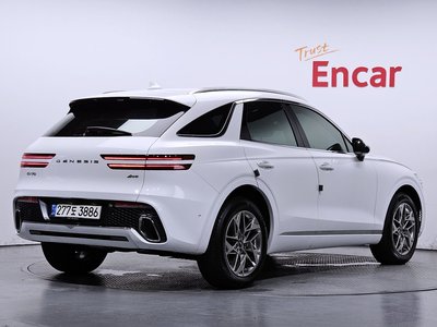صورة 2 لـ 2021 Genesis GV70