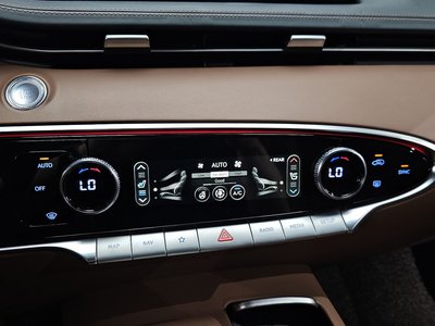صورة مصغرة 27 لـ 2021 Genesis GV70