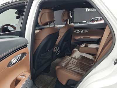 صورة مصغرة 18 لـ 2021 Genesis GV70