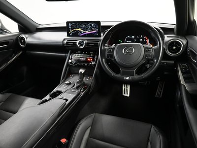 LEXUS IS - 8