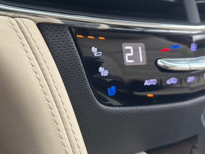 صورة 64 لـ 2021 Cadillac CT6