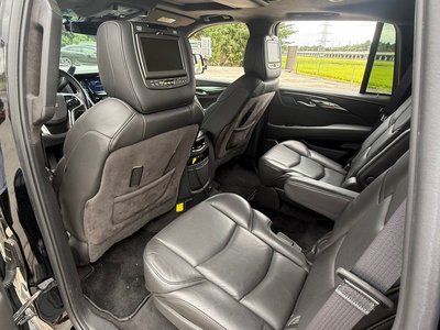 2016 Cadillac ESCALADE photo 22
