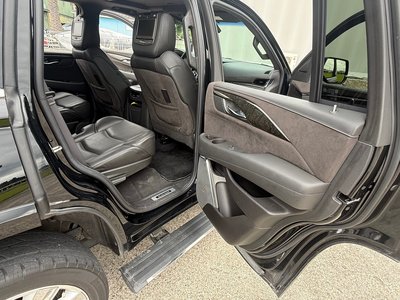 2016 Cadillac ESCALADE photo 26