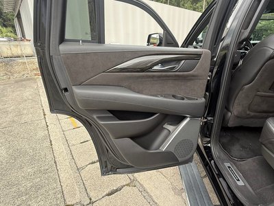 2016 Cadillac ESCALADE photo 21