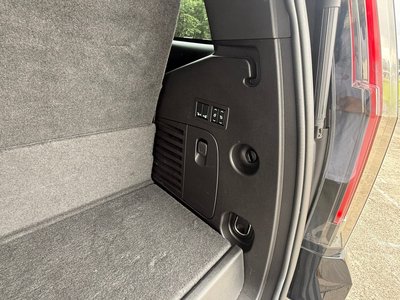 2016 Cadillac ESCALADE photo 24