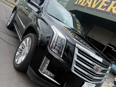 صورة 2 لـ 2016 Cadillac ESCALADE