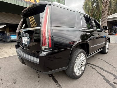 صورة 7 لـ 2016 Cadillac ESCALADE