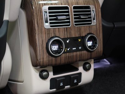 2018 LAND Rover RANGE ROVER — миниатюра 48