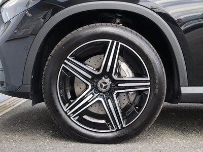 MERCEDES-BENZ GLC - 2