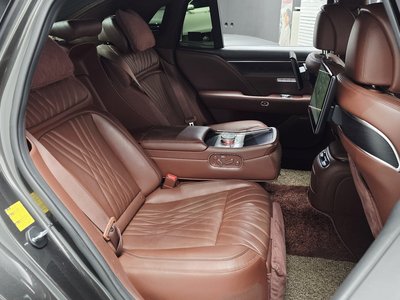 2023 Genesis G90 (RS4) thumbnail 17