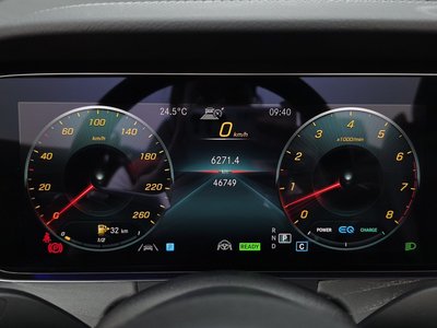 MERCEDES-BENZ E-CLASS - 8