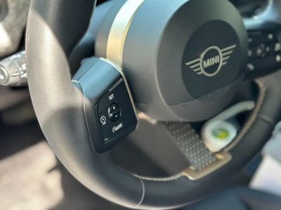 2025 MINI COOPER S — миниатюра 17