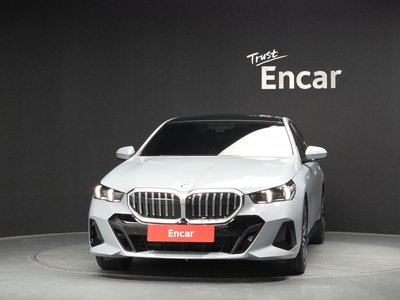 BMW 5 SERIES - 2