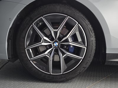 BMW 5 SERIES - 6