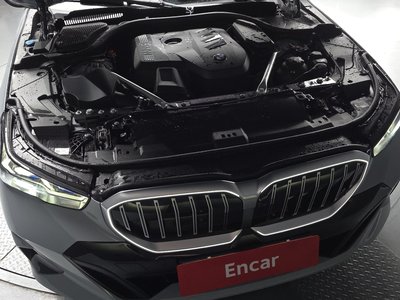 BMW 5 SERIES - 7