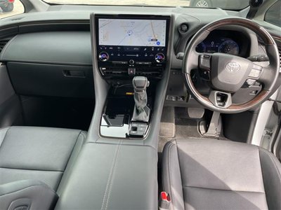 TOYOTA ALPHARD - 2