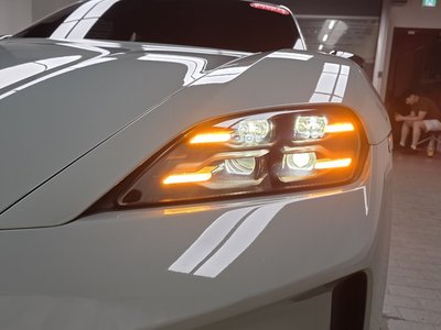 2024 Porsche TAYCAN 照片 9