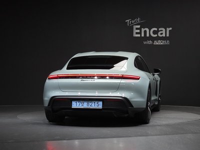 2024 Porsche TAYCAN 照片 4