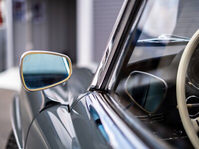 MERCEDES-BENZ SL - 8