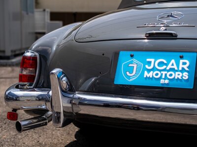 MERCEDES-BENZ SL - 10