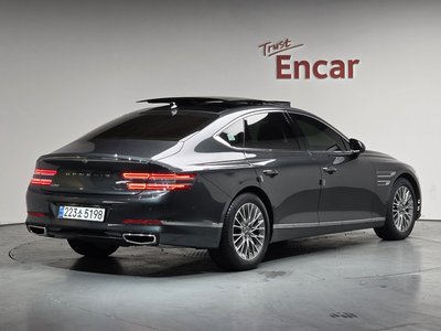 GENESIS G80 (RG3) - 2