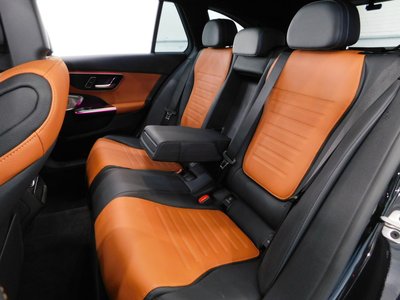 صورة مصغرة 39 لـ 2023 Mercedes-BENZ C-CLASS AMG
